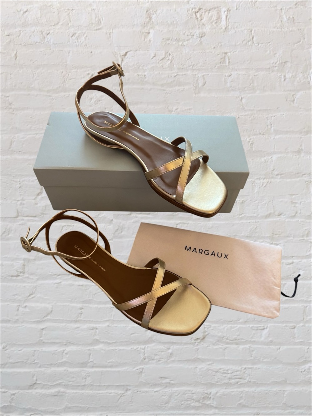 🆕 Margaux leather The Flat Sandal in Champagne Nappa